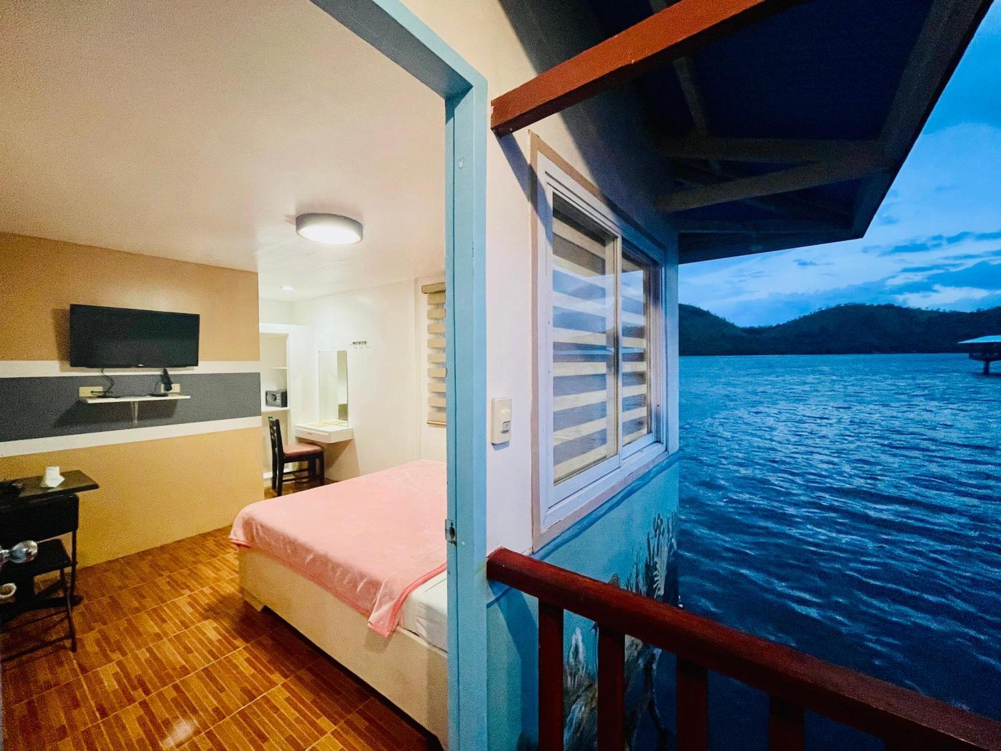 Underwater Garden Resort Coron
