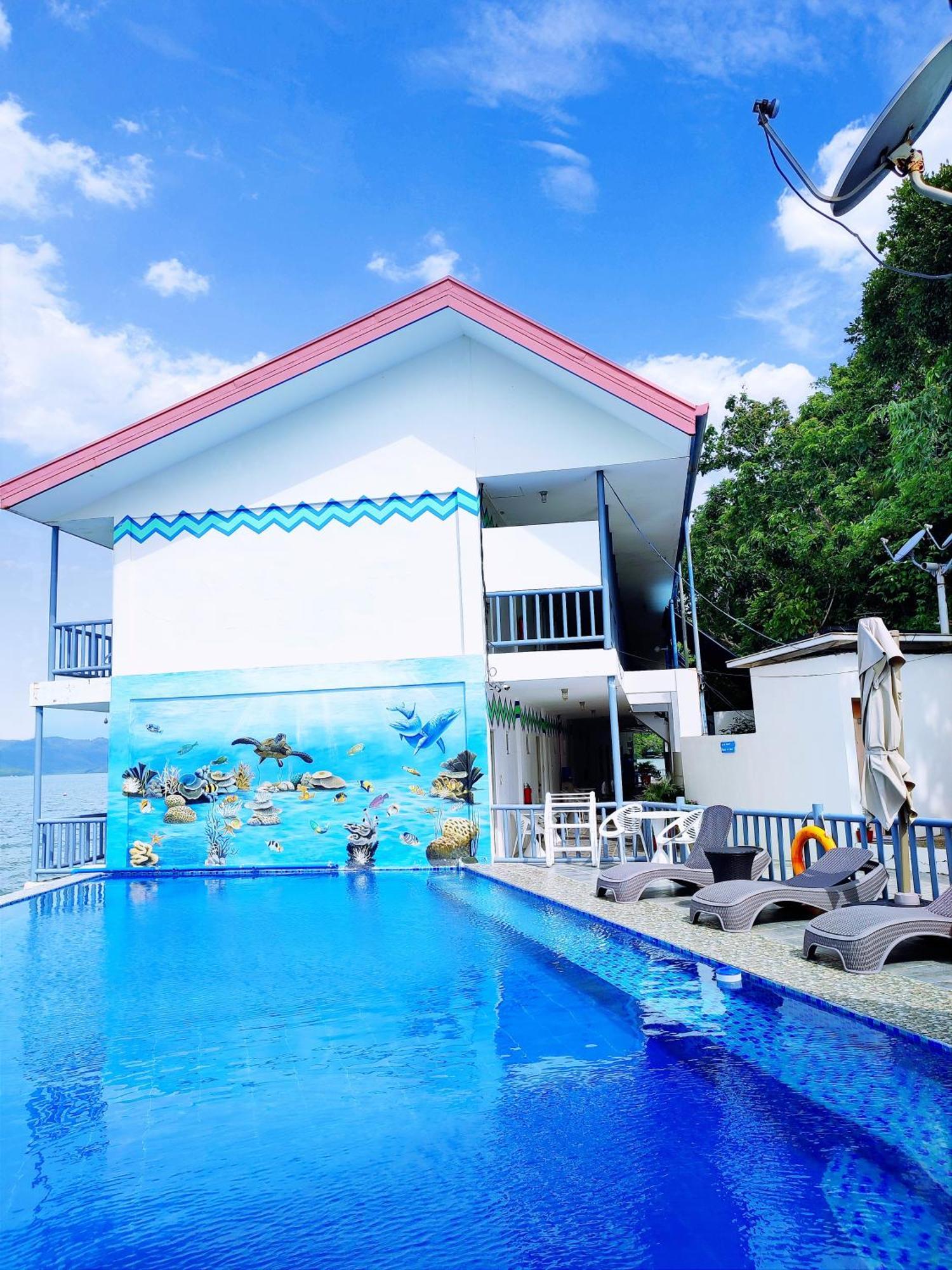 Underwater Garden 3* Coron